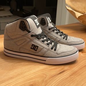 DC grey/black Mens Sneakers Size US 12